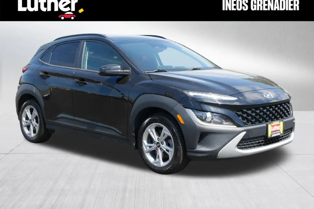 2022 Hyundai Kona SEL photo 1