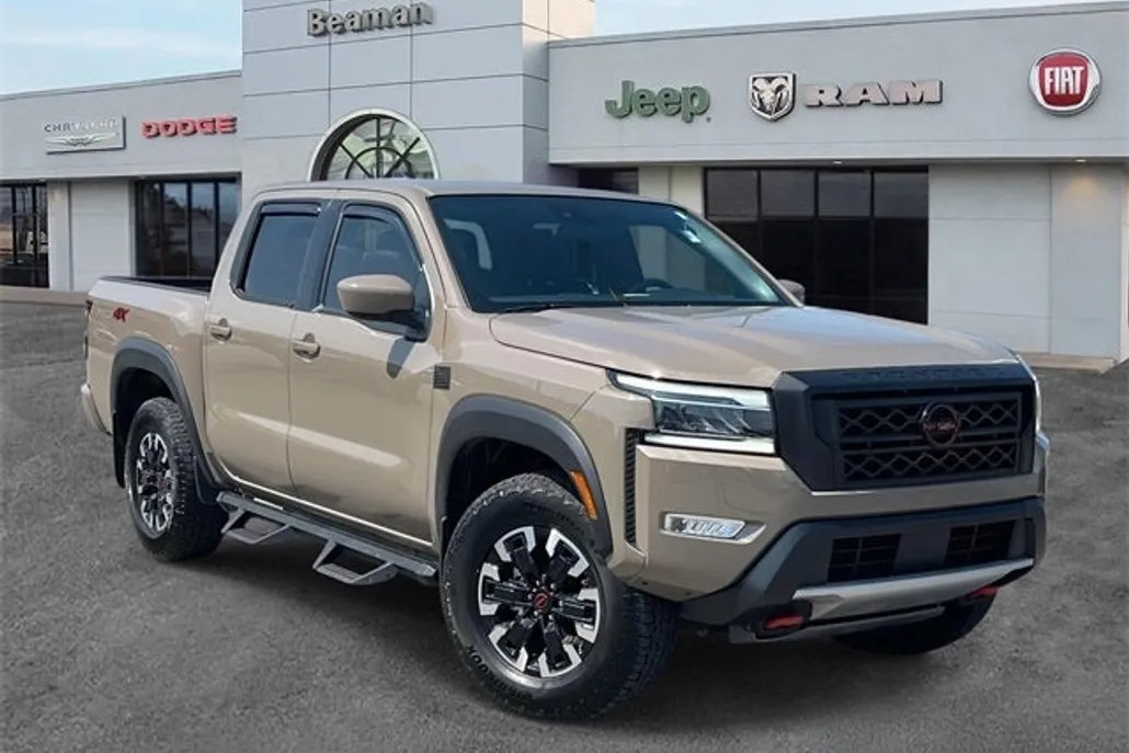 2024 Nissan Frontier PRO-4X photo 1