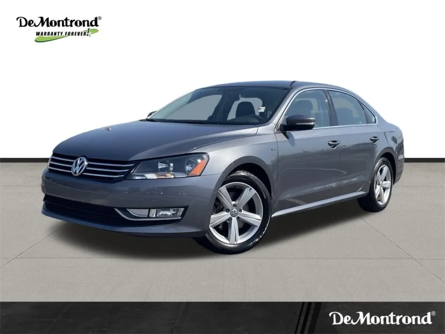 2015 Volkswagen Passat S photo 1