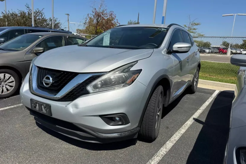 2018 Nissan Murano SV photo 1