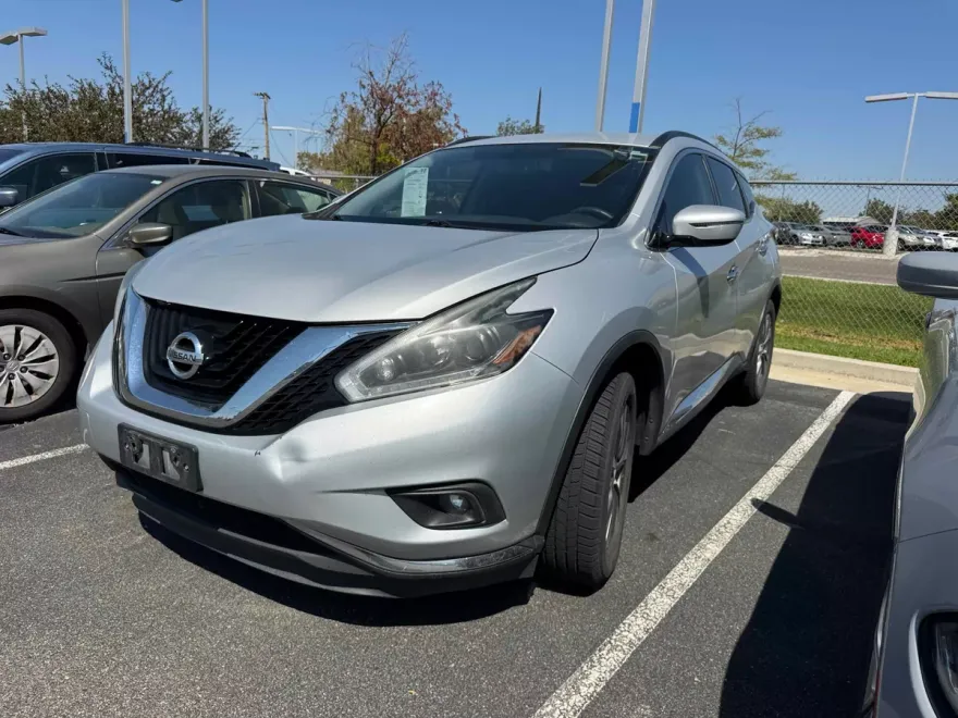 2018 Nissan Murano SV photo 1