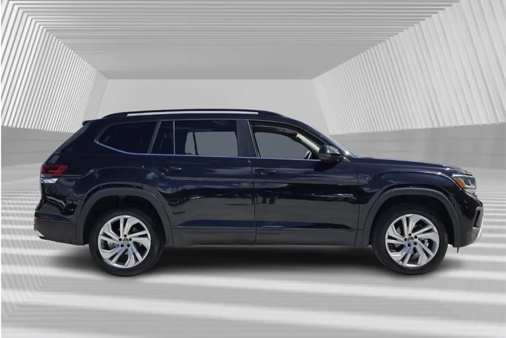 2022 Volkswagen Atlas V6 SE Technology photo 1