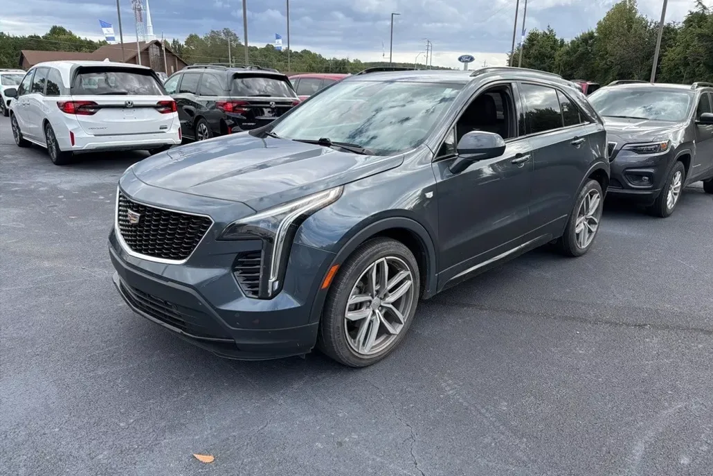 2019 Cadillac XT4 Sport photo 1