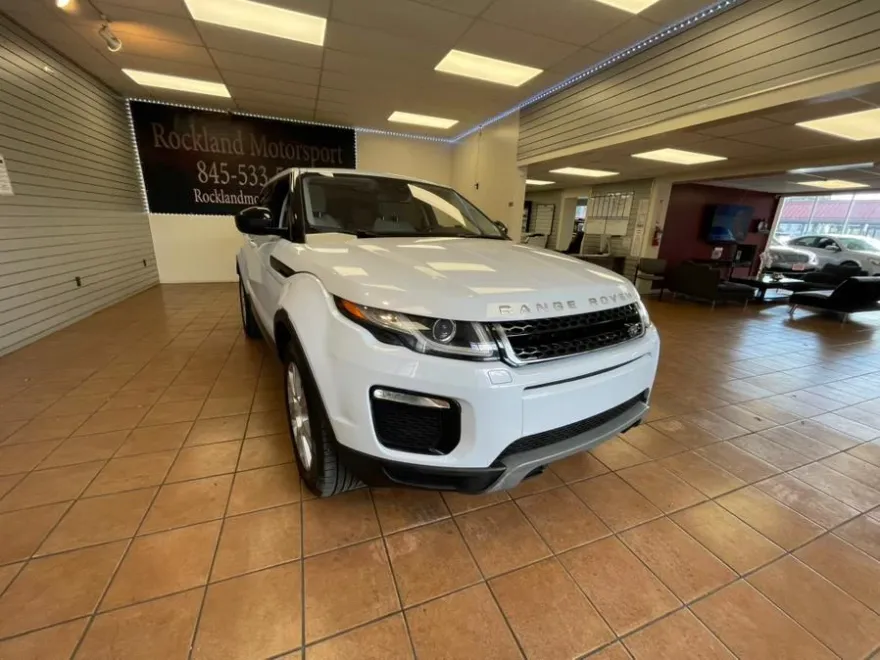 2017 Land Rover Range Rover Evoque SE Premium photo 1
