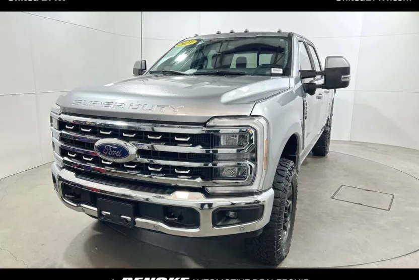 2023 Ford F-250 photo 1
