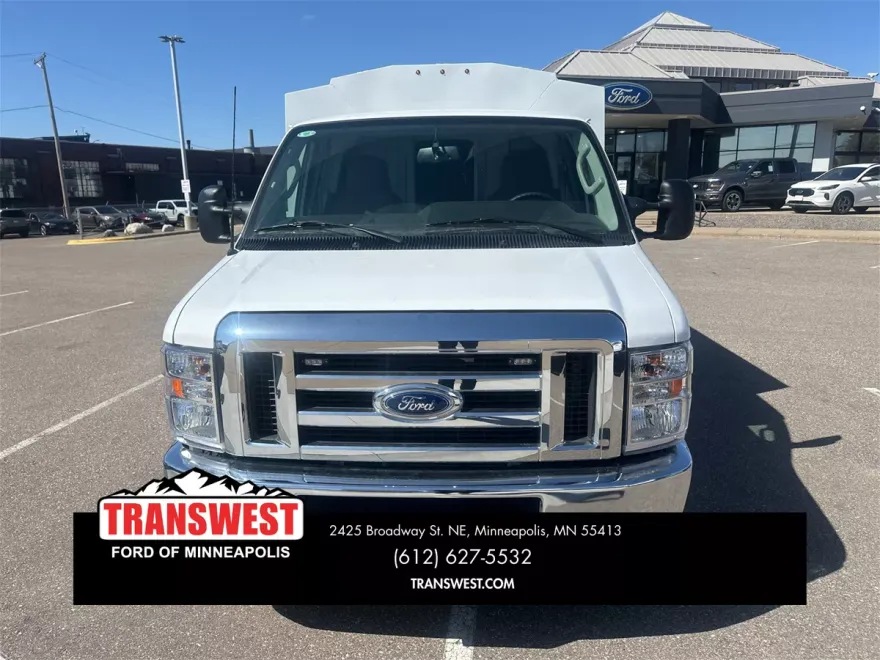 2025 Ford E-350 Base photo 1