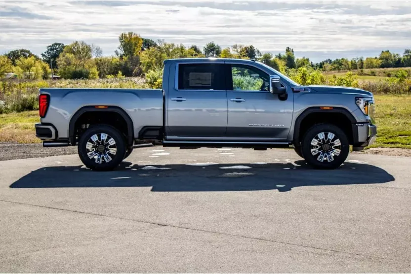 2026 Gmc Sierra HD Denali photo 1