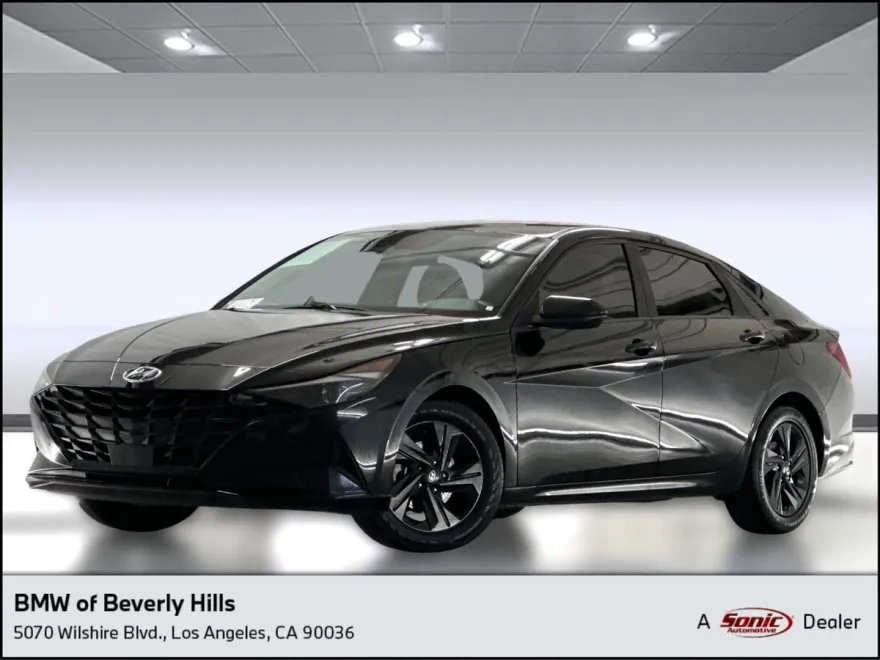 2021 Hyundai Elantra SEL Convenience photo 1
