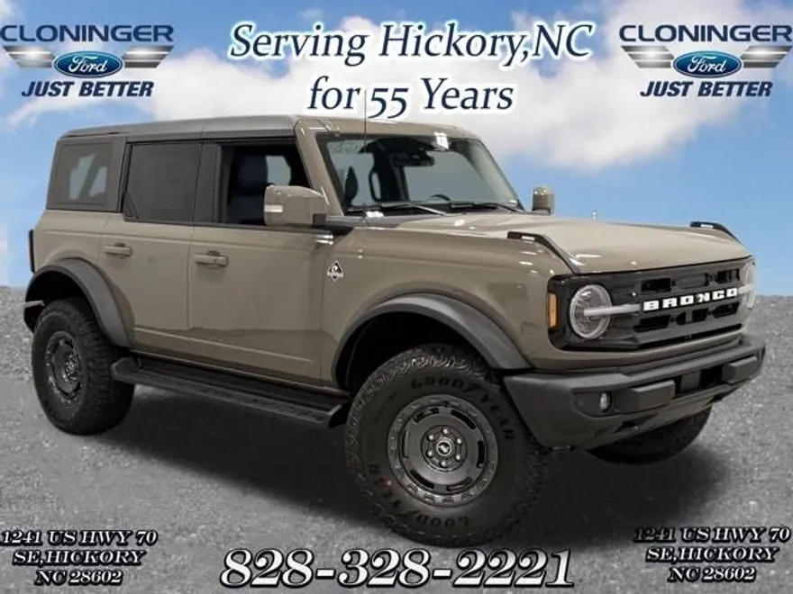 2025 Ford Bronco Outer Banks photo 1
