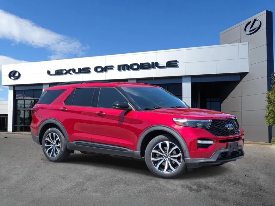 2020 Ford Explorer ST photo 1