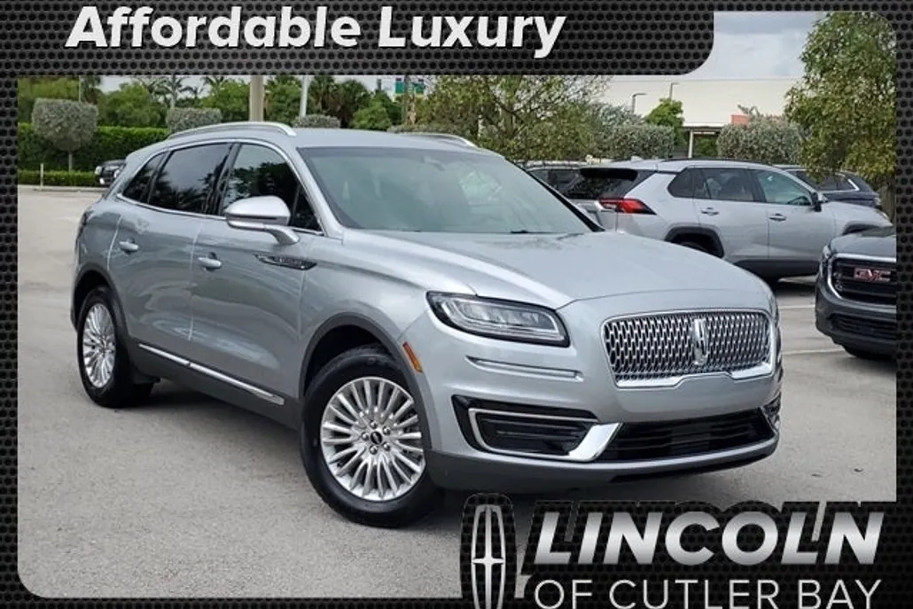 2020 Lincoln Nautilus Standard photo 1