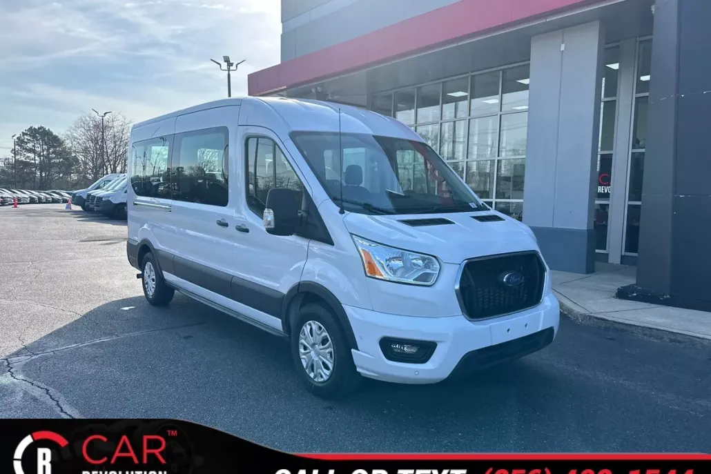 2021 Ford Transit Passenger XLT photo 1