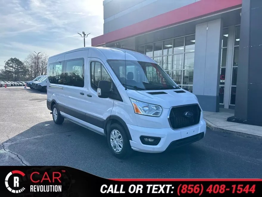 2021 Ford Transit Passenger XLT photo 1