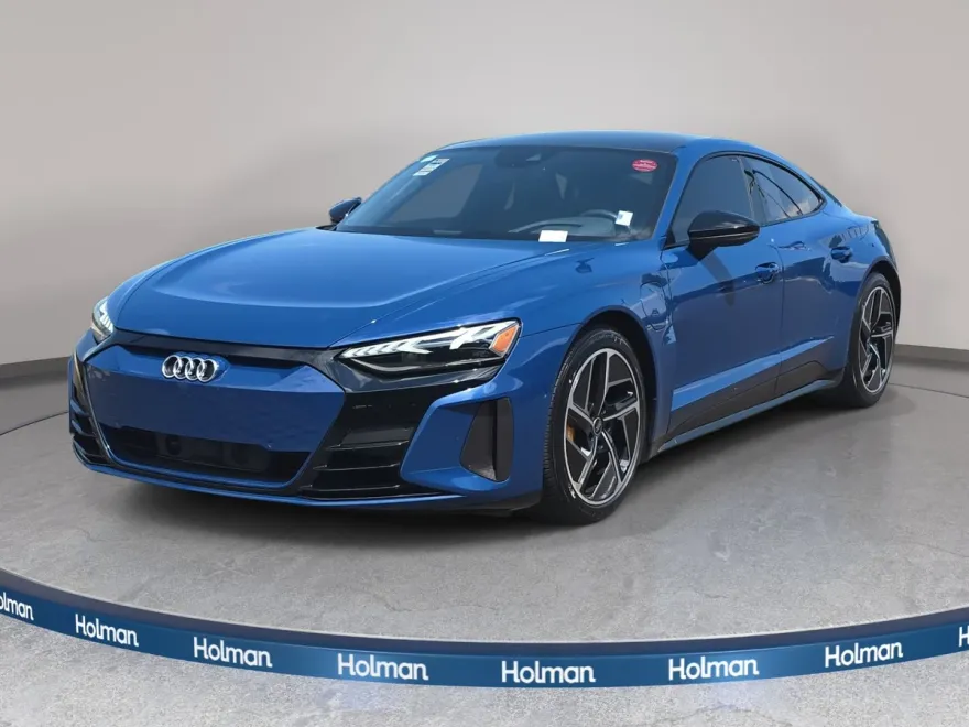 2022 Audi RS e-tron GT Base photo 1