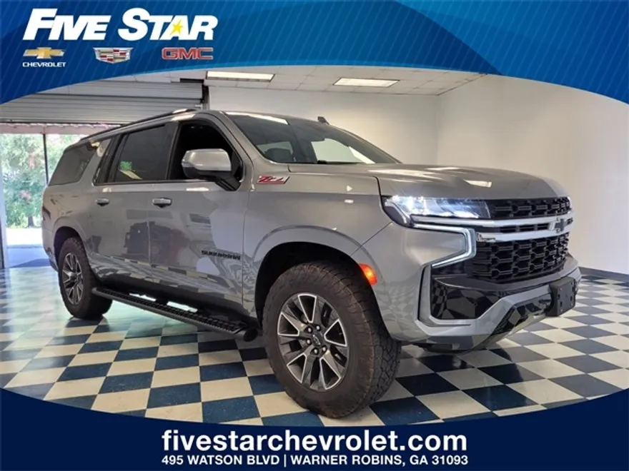 2022 Chevrolet Suburban Z71 photo 1