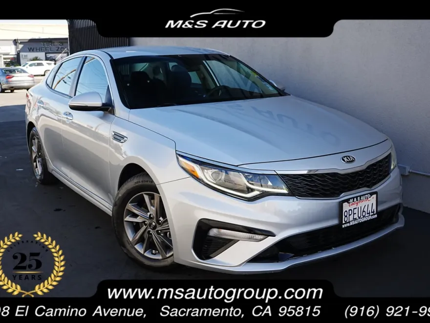 2020 Kia Optima LX photo 1