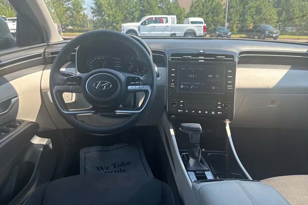 2024 Hyundai Tucson SEL photo 1