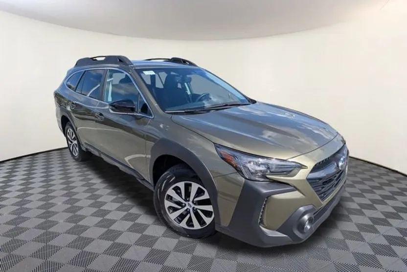 2025 Subaru Outback Premium photo 1