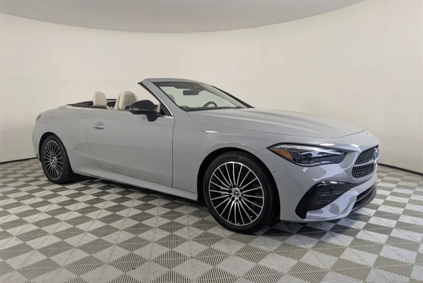 2026 Mercedes Benz CLE 300 4MATIC Cabriolet photo 1