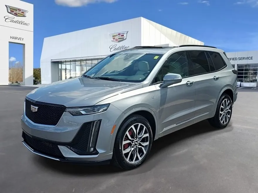 2025 Cadillac XT6 Sport photo 1