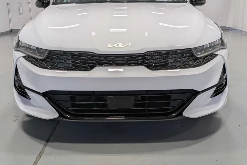 2024 Kia K5 GT-Line photo 1