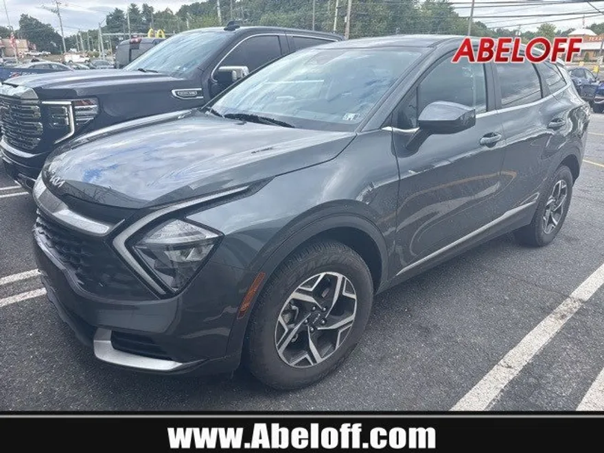 2023 Kia Sportage LX photo 1