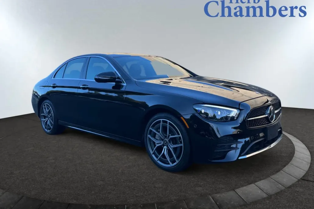 2022 Mercedes Benz E 450 4MATIC Sedan photo 1