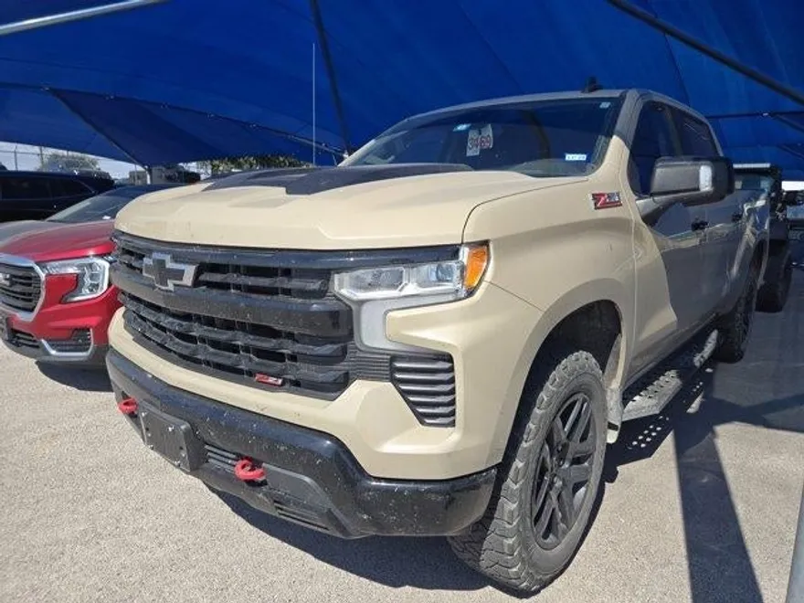 2022 Chevrolet Silverado 1500 LT Trail Boss photo 1
