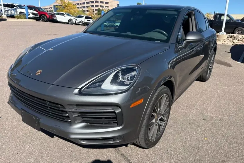 2020 Porsche Cayenne Coupe Base photo 1