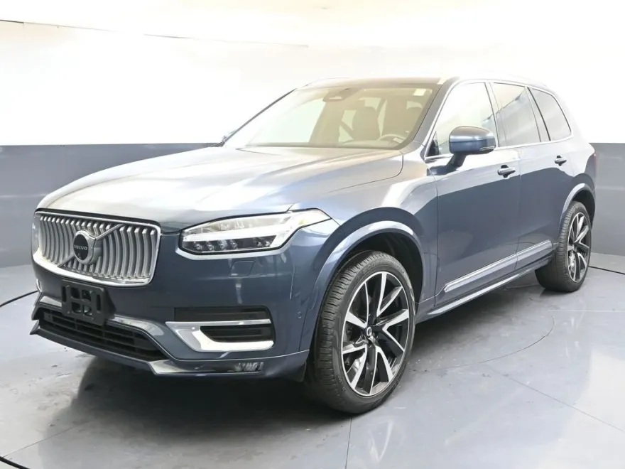 2024 Volvo XC90 Plus photo 1