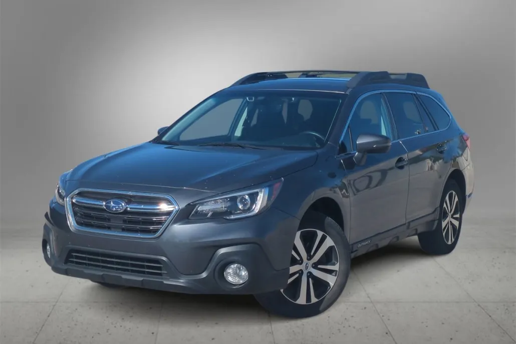 2019 Subaru Outback 2.5i Limited photo 1