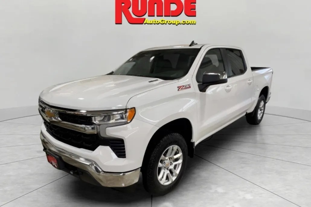 2025 Chevrolet Silverado 1500 LT photo 1
