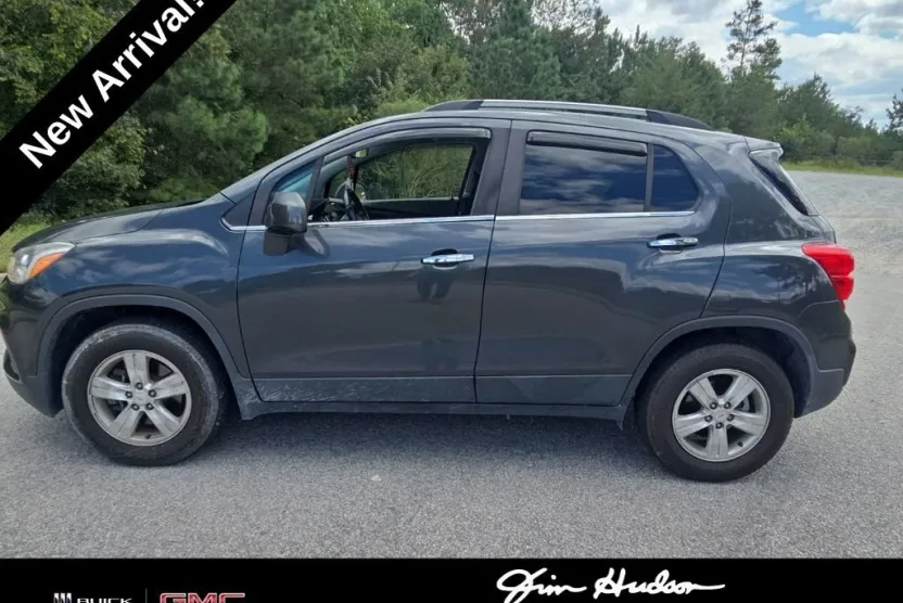 2018 Chevrolet Trax LT photo 1