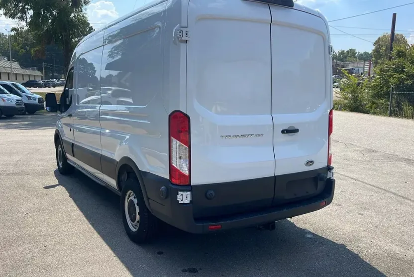 2021 Ford Transit Cargo Van photo 1