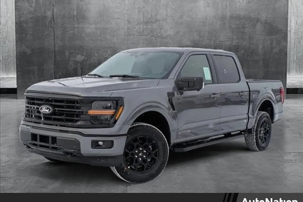 2025 Ford F-150 XLT photo 1