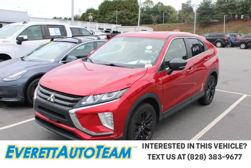 2019 Mitsubishi Eclipse Cross LE photo 1