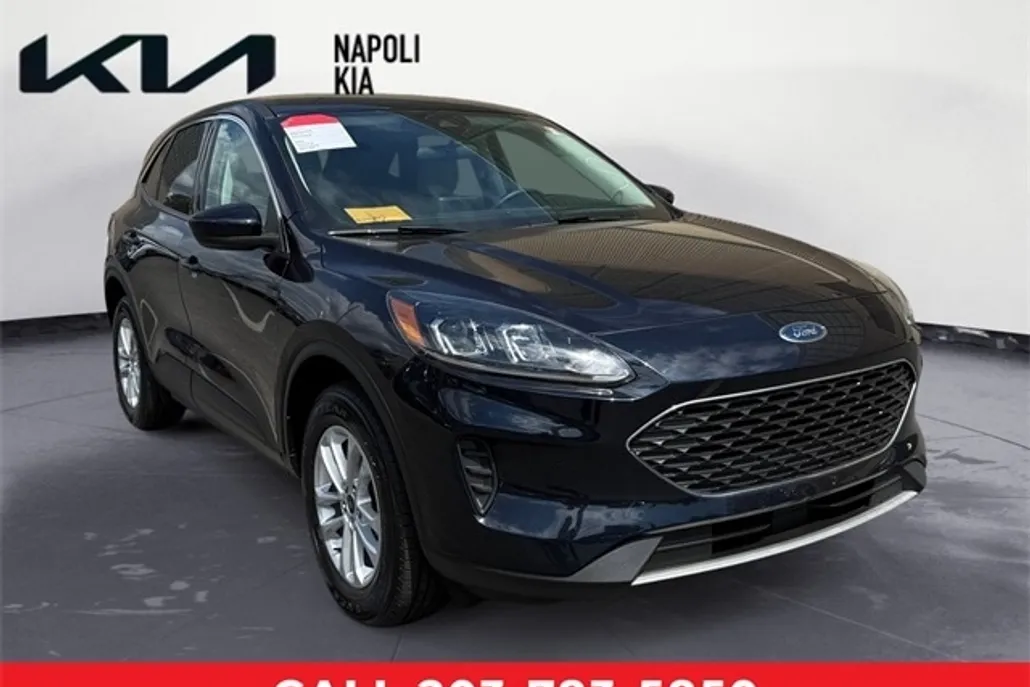 2021 Ford Escape SE Hybrid photo 1