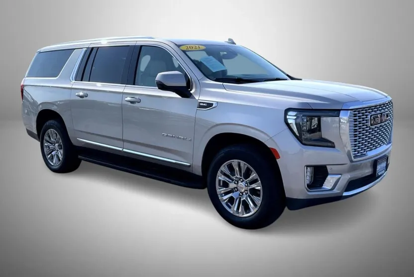 2021 Gmc Yukon XL Denali photo 1
