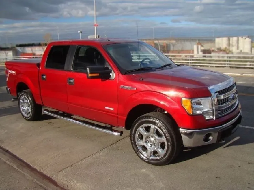 2013 Ford F-150 XLT photo 1