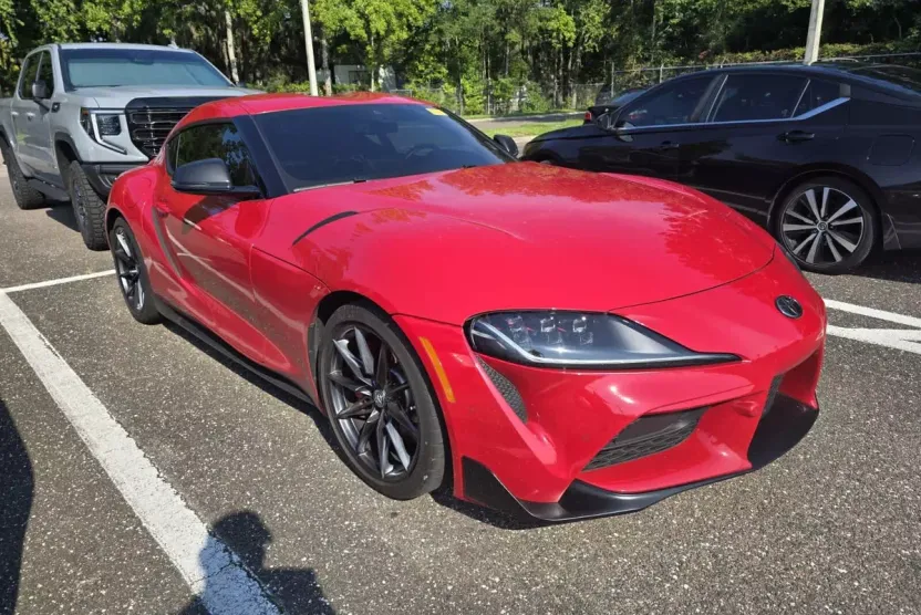 2024 Toyota Supra 3.0 photo 1