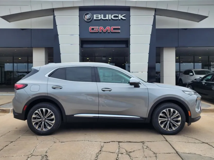2025 Buick Envision Preferred photo 1