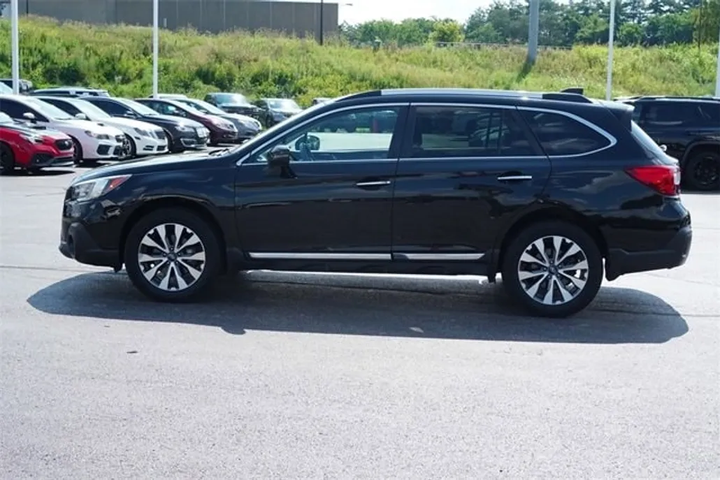 2018 Subaru Outback 3.6R photo 1