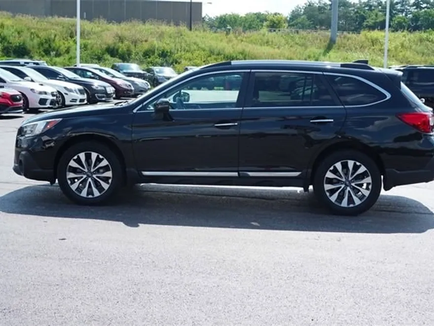 2018 Subaru Outback 3.6R photo 1