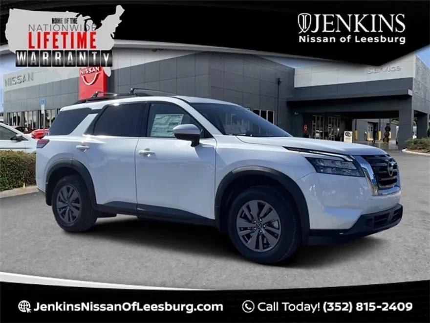2025 Nissan Pathfinder SV photo 1