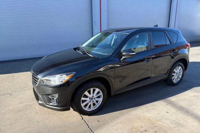 2016 Mazda CX-5 Touring photo 1