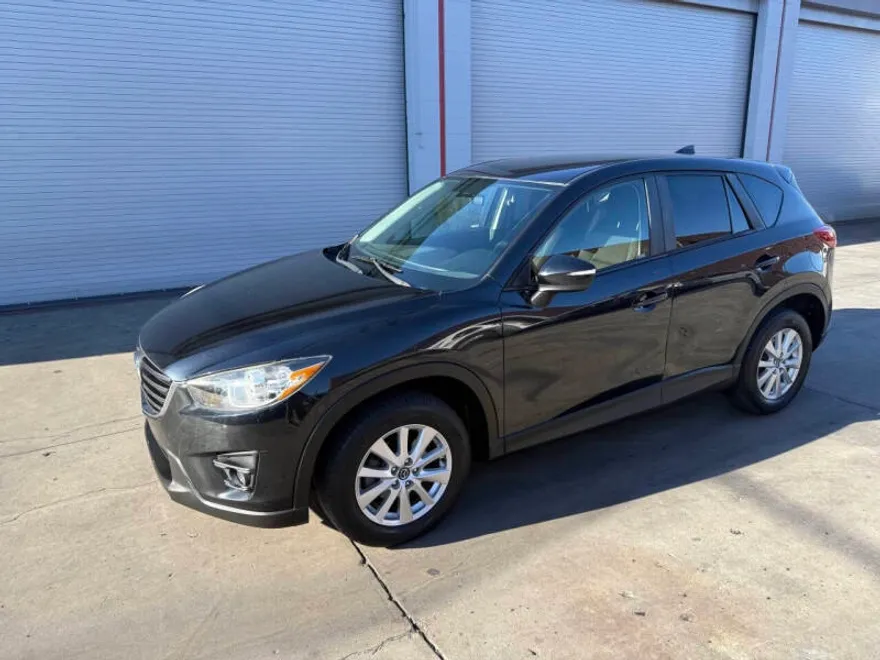 2016 Mazda CX-5 Touring photo 1