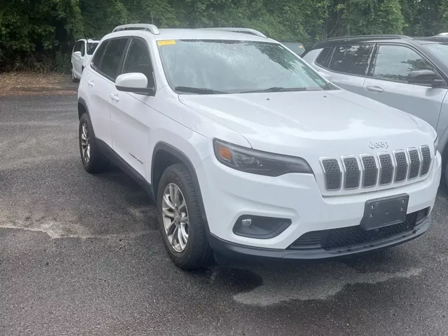2021 Jeep Cherokee Latitude Lux photo 1