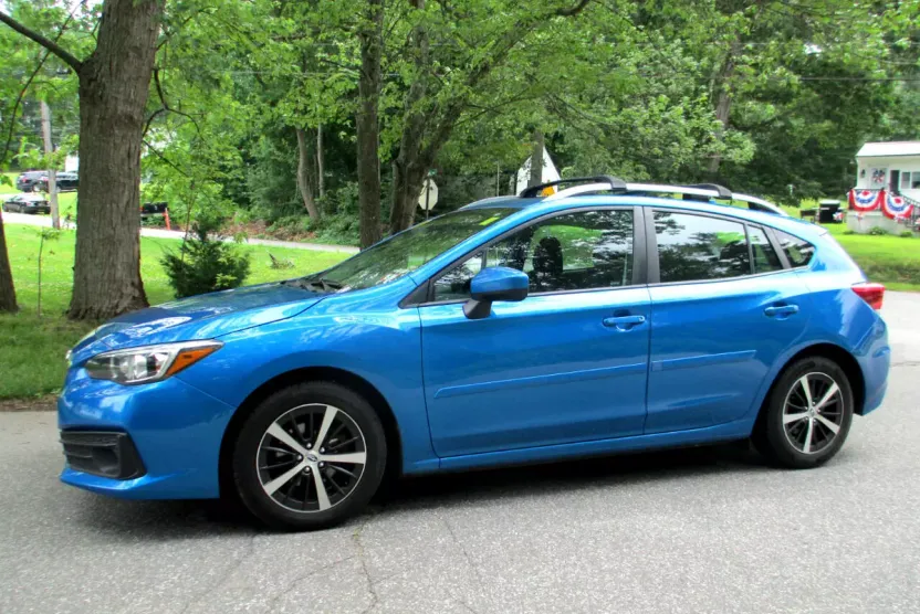2022 Subaru Impreza Premium photo 1