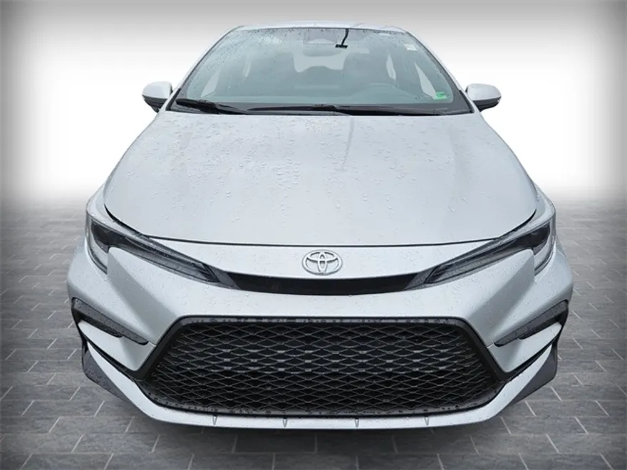 2023 Toyota Corolla SE photo 1