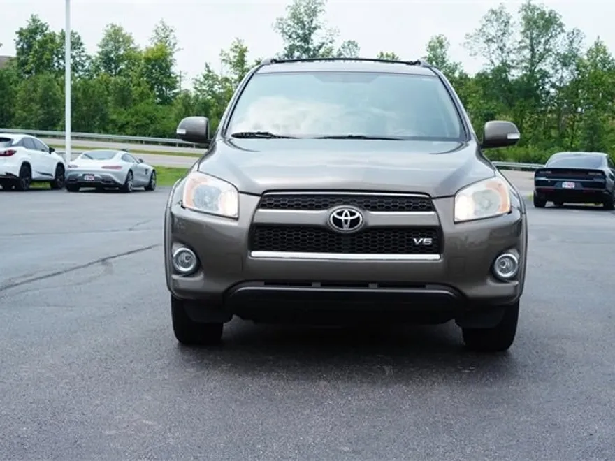2011 Toyota RAV4 Limited photo 1